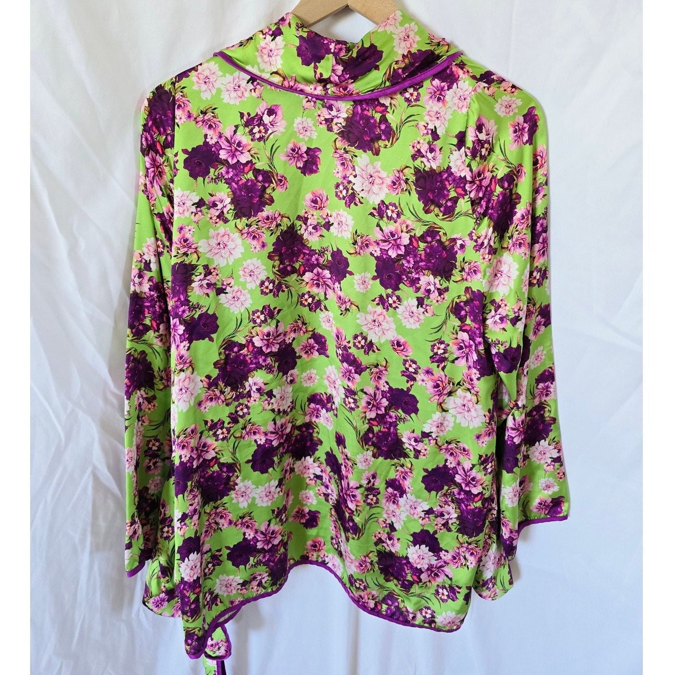 Green Purple Floral Satin Wrap Tie Top Blouse Size 44 M