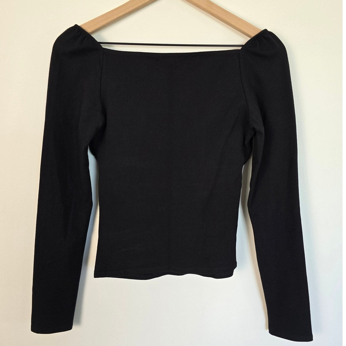 Black Long-Sleeve Sweetheart Top Size S
