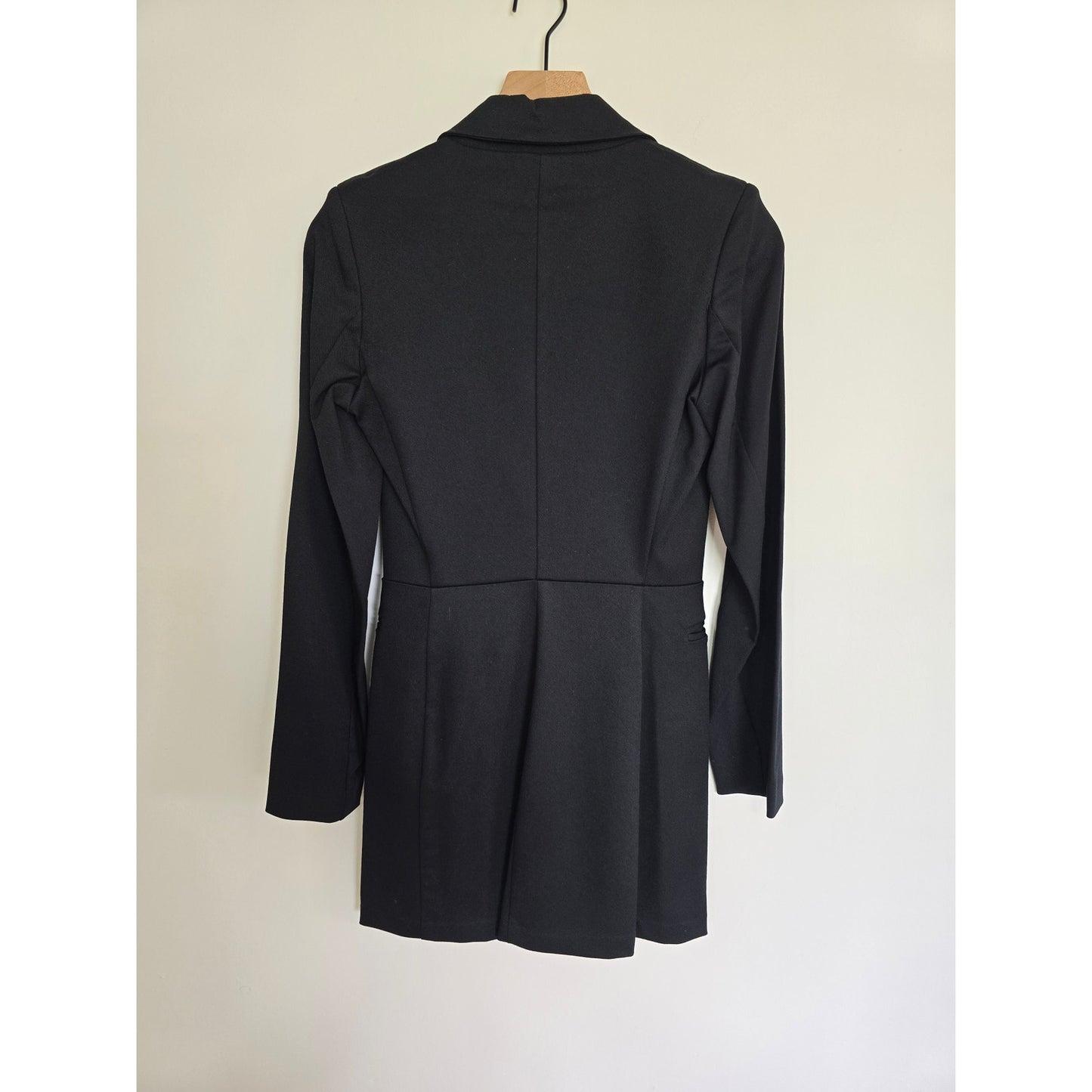 Black Blazer Skirt Set Tailored Suit Size 4 NWOT