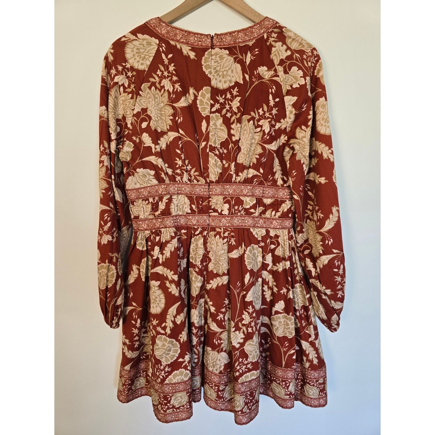 Beige Floral Boho Dress Red Size 8 NWT