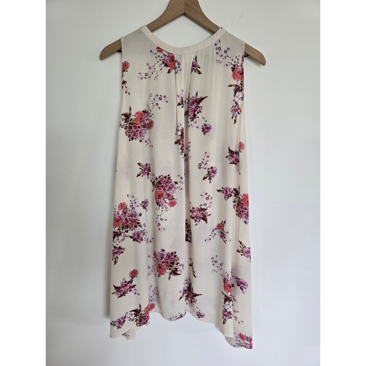 White & Pink Floral Mini Keyhole Dress Size M