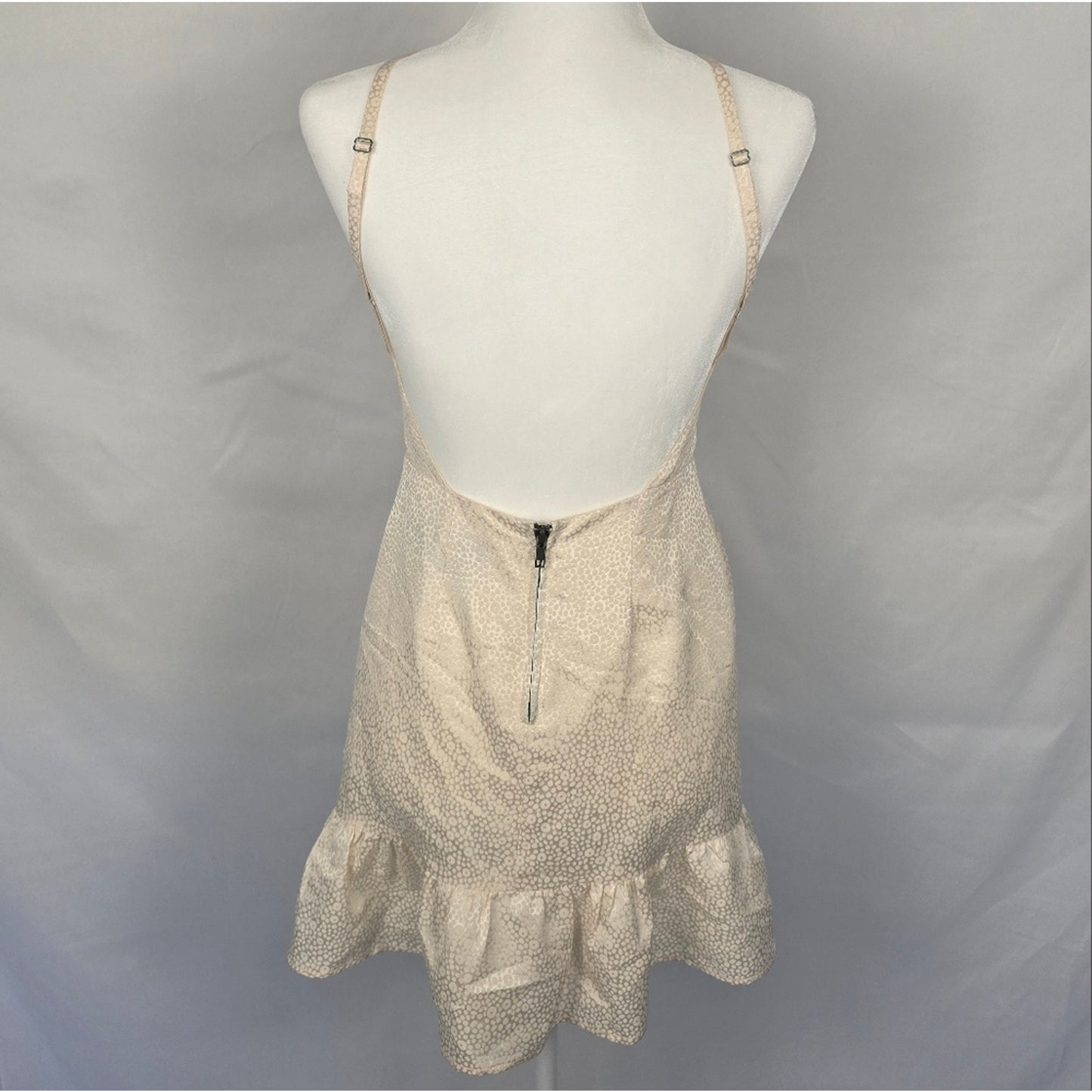 White Leopard Jacquard w/ Ruffle Hem Silk Mini Dress Size 1